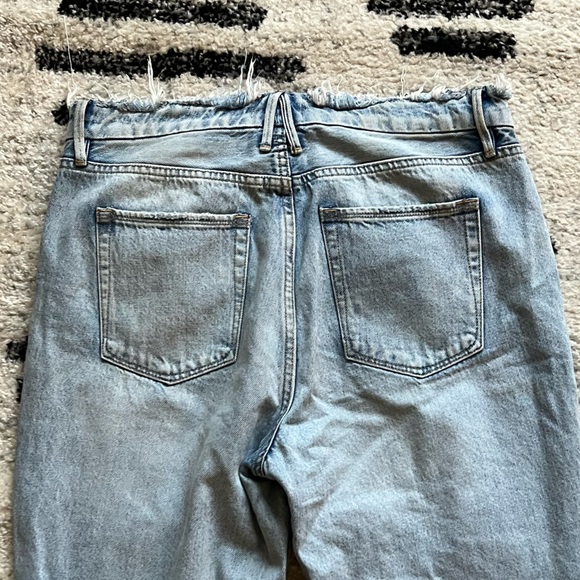 Good American Good Boy Denim Jeans Frayed Hem 8 - Picture 4 of 6